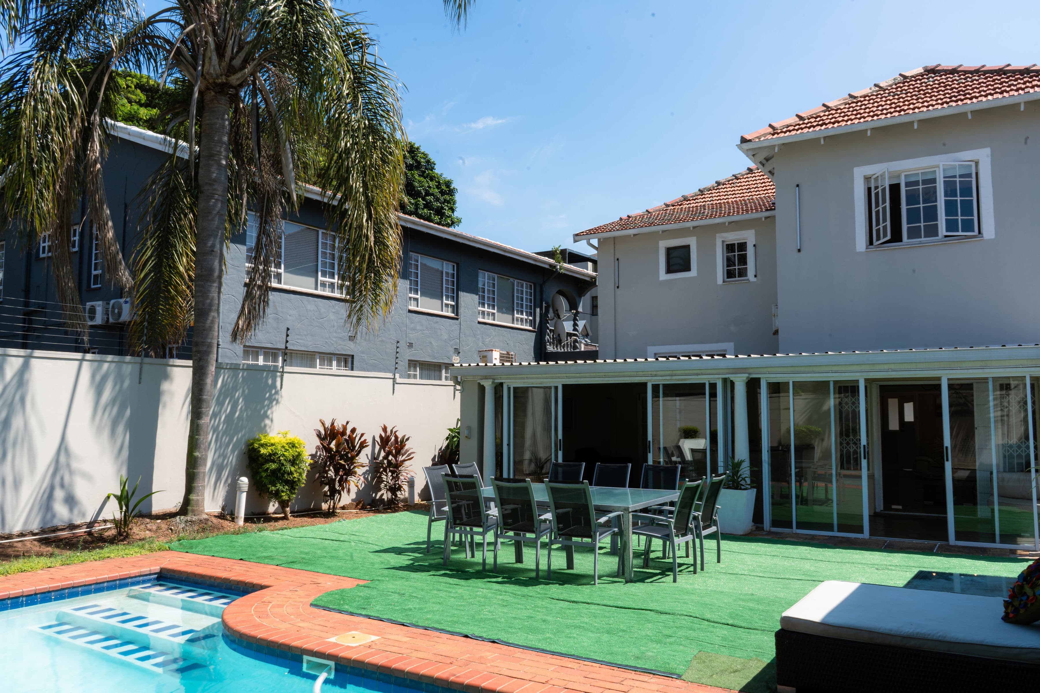 Pearlstone Premium Hospitality - View 4